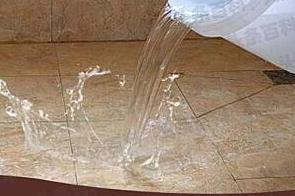 叙永漏水维修 免砸砖防水材料该如何施工